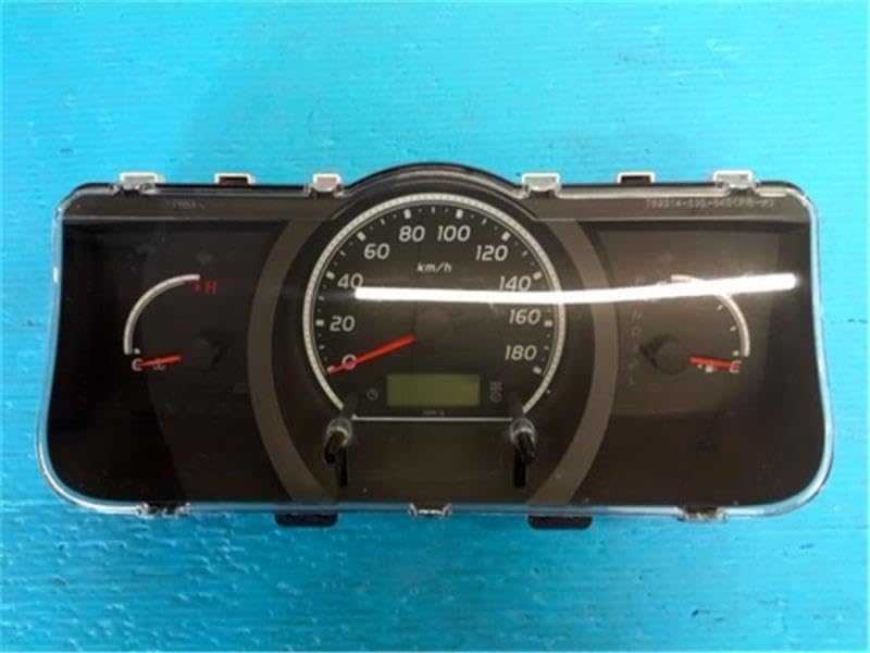 ハイエース H28 TCR200 スピードメーター ハイエース H28 TCR200 スピードメーター